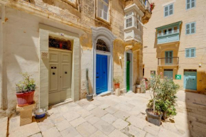Trendy Studio Retreat in Historic Valletta